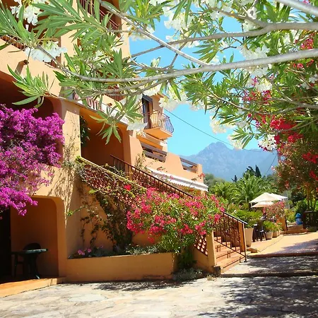 Résidence Cabanaccia Serriera (Corsica)