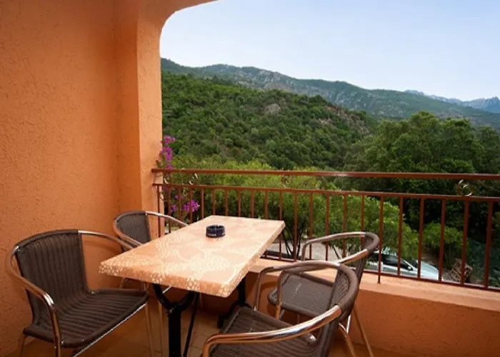 Aparthotel Cabanaccia 3*