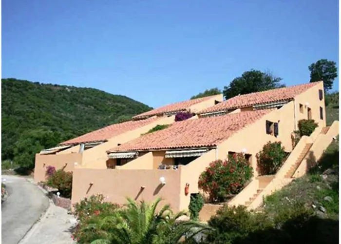 Cabanaccia 3* Serriera (Corsica)